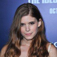 Kate Mara - Premiere of 'The Ides Of March' held at the Academy theatre - Arrivals